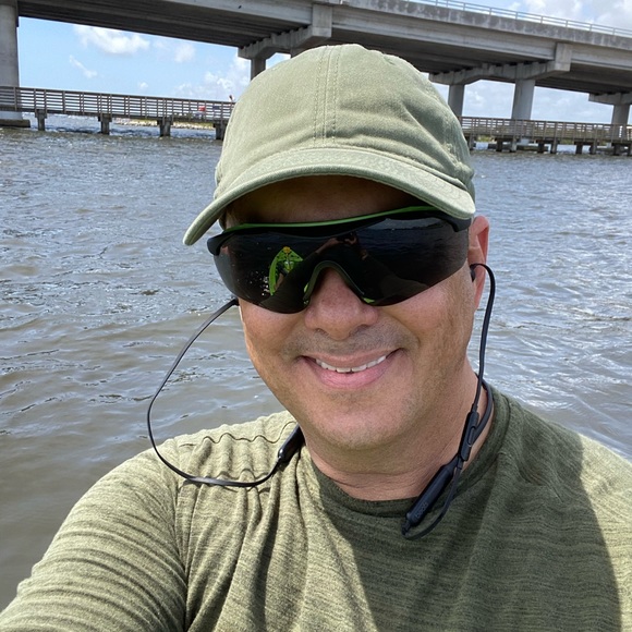 Meet your Posher, Julio - Picture 1 of 1